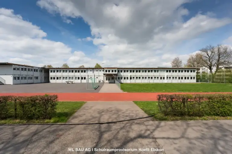 WL_BAU_Schulraumprovisorium_Hoefli_Ebikon_118-Edit